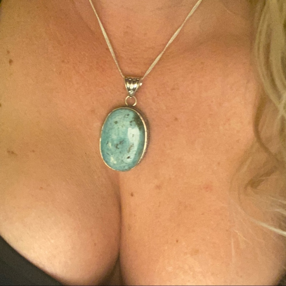 Burmese Turquoise Gemstone statement pendant - Picture 5 of 6